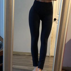 Lululemon compression leggings. Navy blue size 4